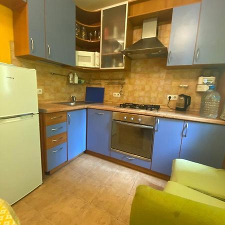 Apartamento Adventure Kiev Exterior foto