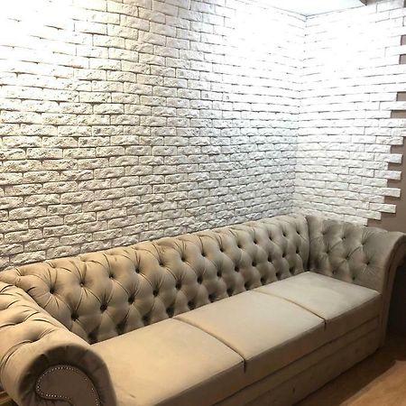 Apartamento Adventure Kiev Exterior foto