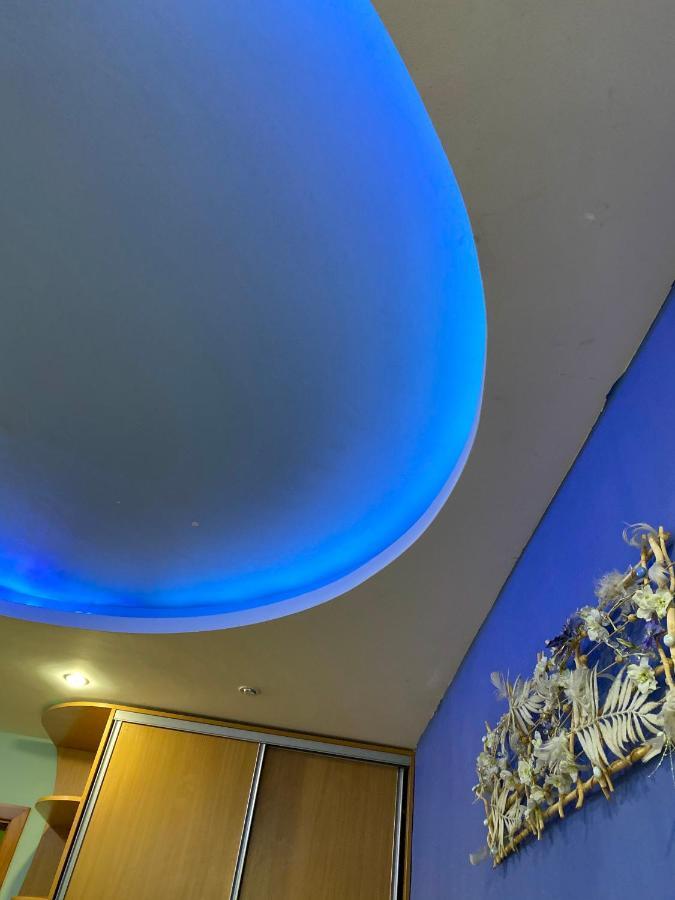 Apartamento Adventure Kiev Exterior foto